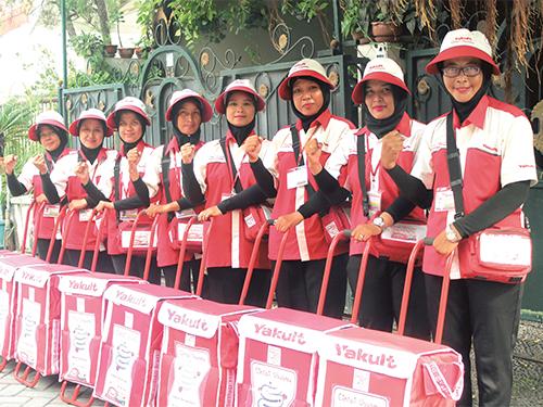 インドネシアのヤクルトレディ